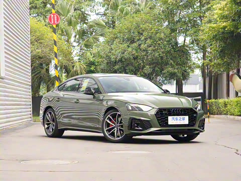 2025�� Sportback ��ذ� 40 TFSI quattro ����������