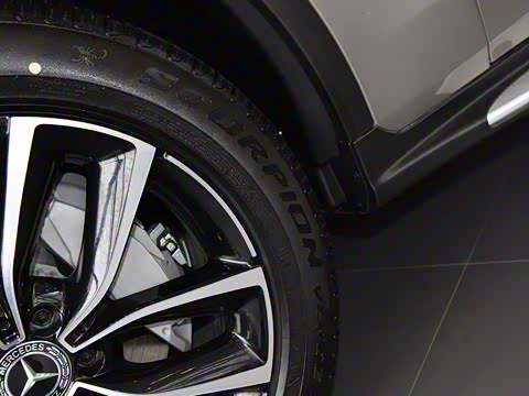 2020�� �Ŀ� GLC 300 L 4MATIC ������