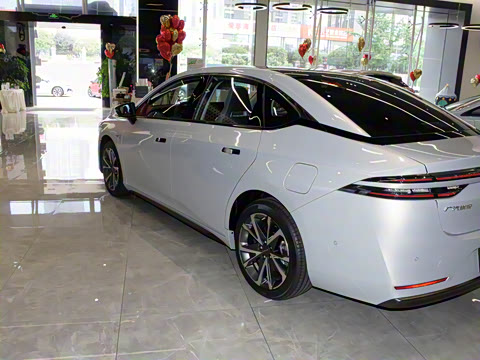 2021�� 70 �Ƽ���