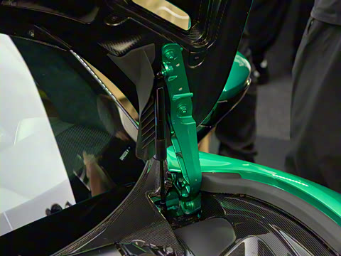 2025�� 3.0T V6 Speciale