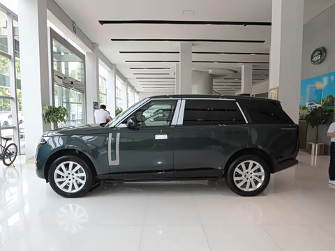 2025�� 3.0 L6 400PS ʢ���ӳ��� ����