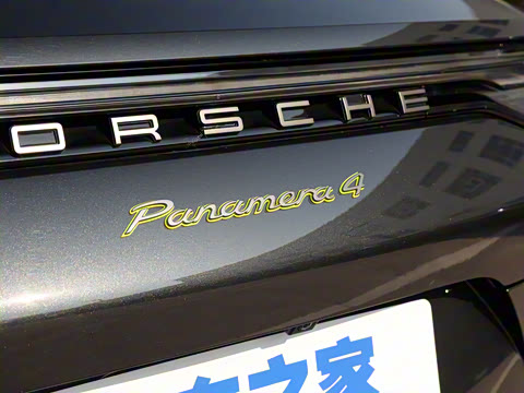 2023�� �Ŀ� Panamera 4 E-Hybrid �����ӳ������ 2.9T