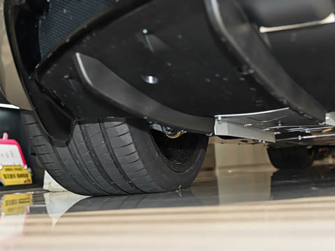 2025�� 2.0T DCT Turbo SE