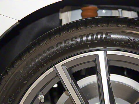 2021�� �Ŀ�� 320Li M�˶���װ