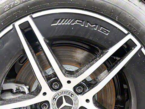 2025�� �Ŀ� E 260 �˶���