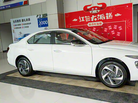 2021�� LUX����