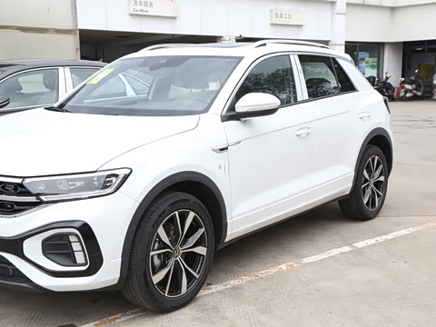 2025�� �Ŀ�� 300TSI DSG���������