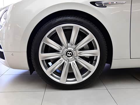 2015�� 6.0T W12 ������