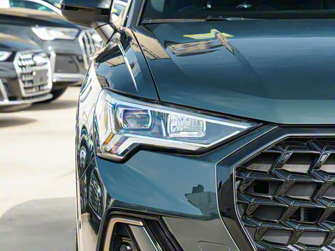 2024�� 35 TFSI RS�׼�ȼ����