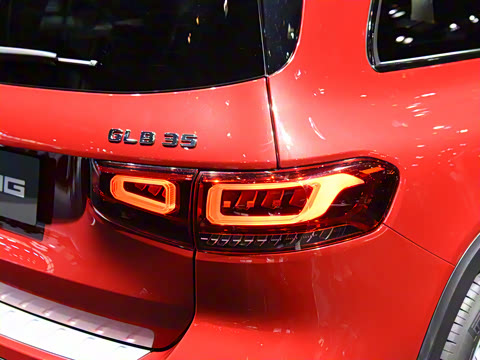 2021�� AMG GLB 35 4MATIC