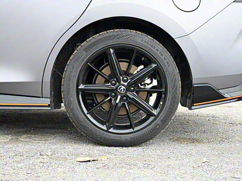 2023�� 2.0T ���ٰ�