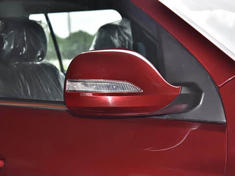 2023�� 4.6L V8 �캽��