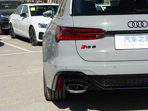 2023�� RS 6 4.0T Avant