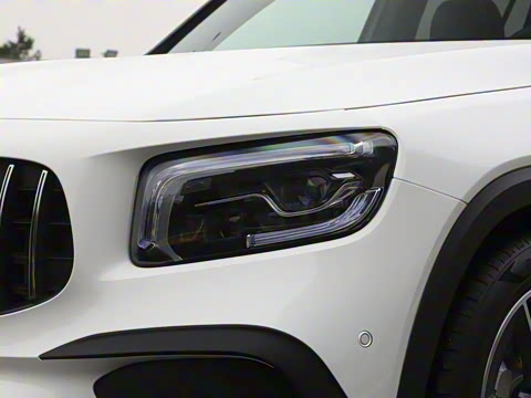 2023�� AMG GLB 35 4MATIC