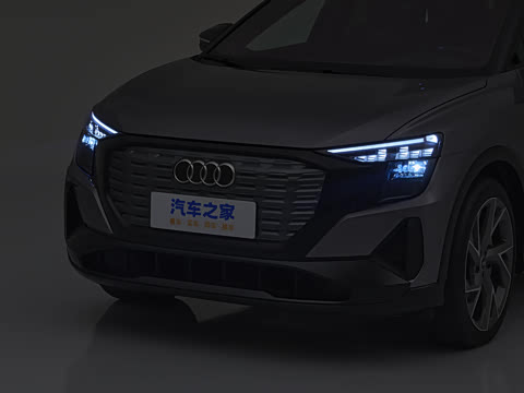2023�� 50 e-tron quattro ��ҫ�� Ӱ��ʿ��
