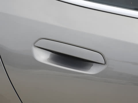 2025�� 530Li xDrive M�˶���װ