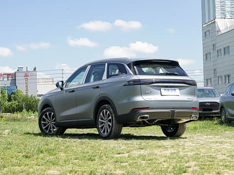 2025�� 2.0T ��������� 7��