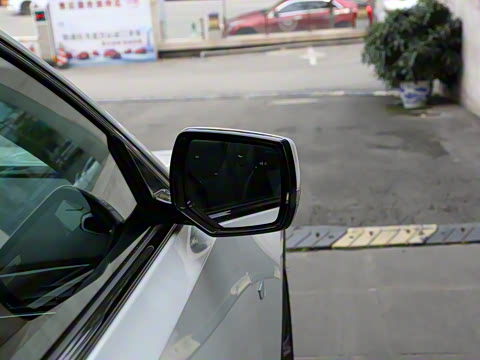 2021�� 28T ������