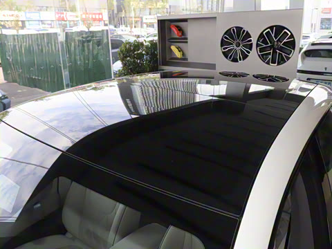 2025�� �Ŀ� Max ���̰�