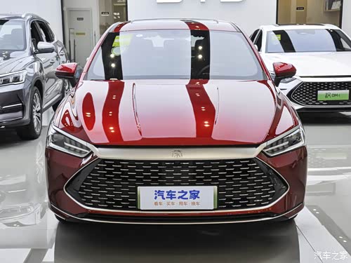 【家轿10连冠!比亚迪秦锁定年度家轿销冠_比亚迪王朝东营乾元新景店新