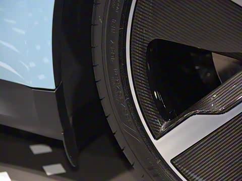 2019�� Taycan 4S