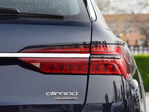 2020�� allroad quattro ̽���� 55 TFSI ����ԽҰ��