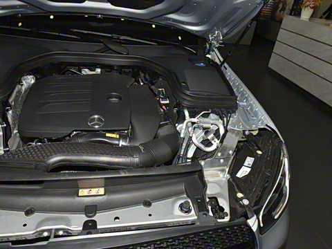 2023�� GLC 260 4MATIC ����SUV