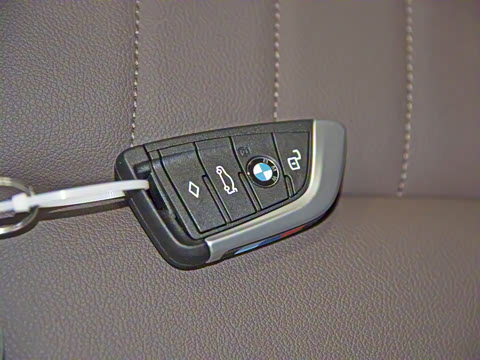 2021�� �Ŀ�� 320Li M�˶���װ