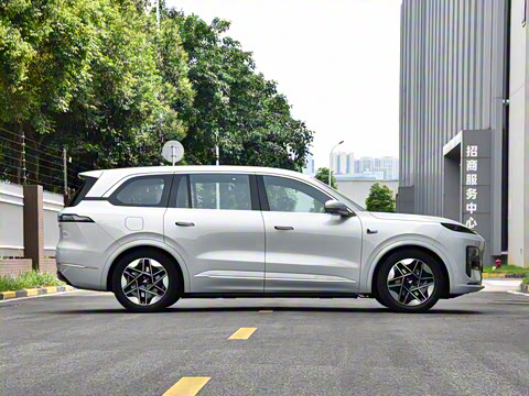 2025�� ����Ultra