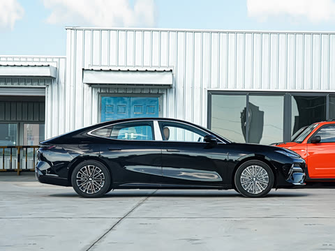 2025�� 60km EM-i ������