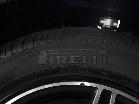 2020�� EQC 400 4MATIC