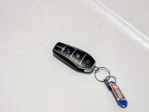 2023�� 320KM������