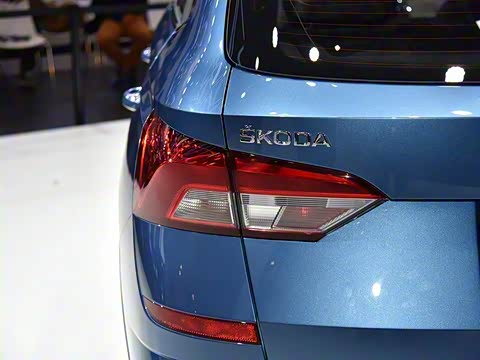 2018�� 1.5L �Զ����ʰ� ��V