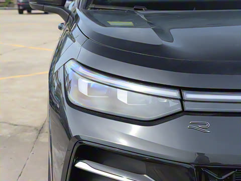 2025�� ̽��L 380TSI ��������