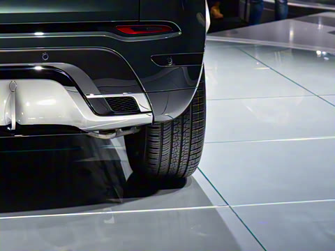 2021�� ����L 249PS R-Dynamic First edition �׷���