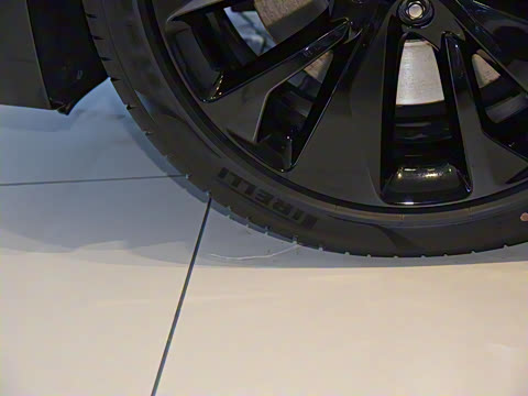 2021�� XFL 2.0T P300 �����콢�˶���