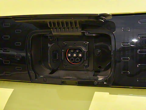 2025�� 205km Ԫ����