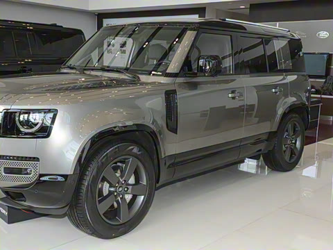 2025�� 110 3.0T P400 X-Dynamic HSE