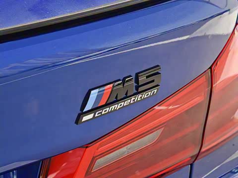 2019�� M5 ������