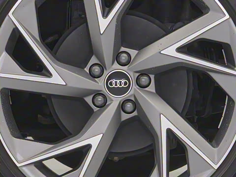 2023�� 50 e-tron quattro ��ҫ�� Ӱ��ʿ��