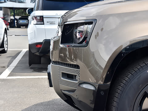 2022�� 110 P400 X-DYNAMIC HSE