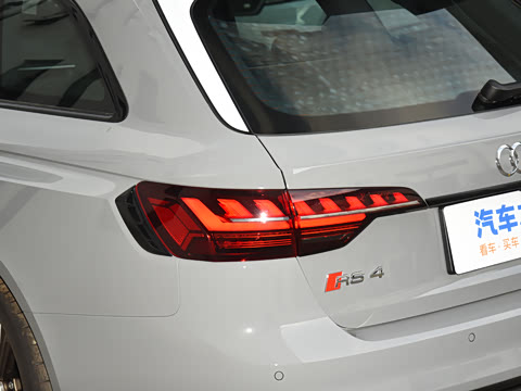 2023��  RS4 Avant �����