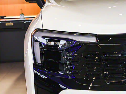 2025�� EcoBoost 170 ������