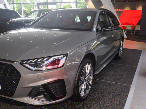 2025�� S4 Avant 3.0TFSI