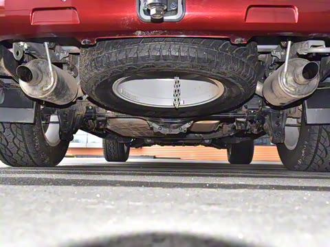 2023�� 4.6L V8 �캽��