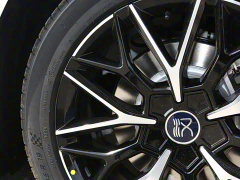 2023�� EV �ھ��� 610KM�����콢��