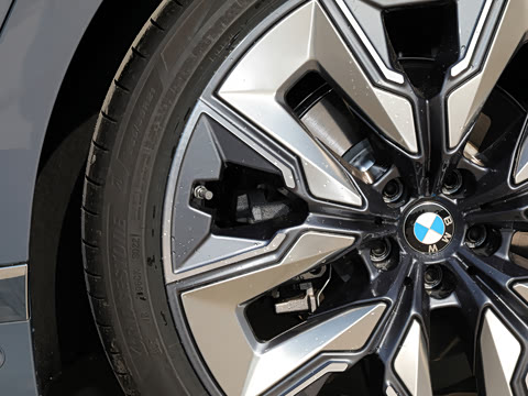 2023�� 740Li ������ ������װ