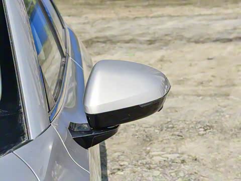 2025�� 610km �����콢��