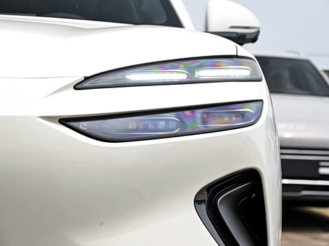 2025�� EV 605�캽Pro��