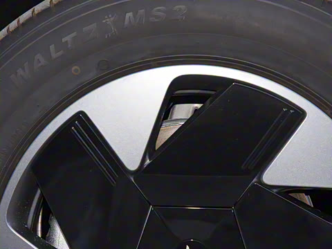 2025�� 702 �������� Max